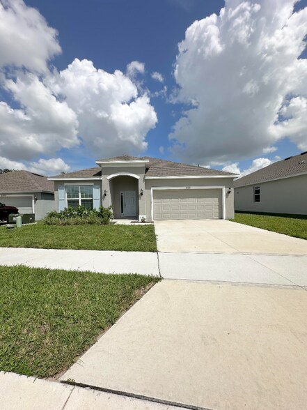 Primary Photo - 3501 Yarian Dr