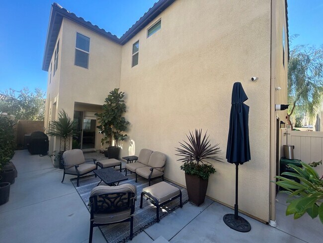 Building Photo - Modern 4 Bedroom Home with Downstairs Suite, Owned Solar & Resort-Style HOA Amenities