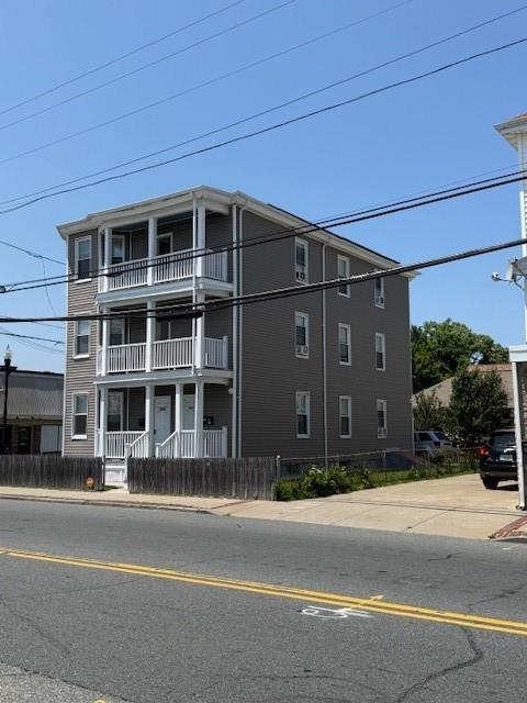 Building Photo - 1043 Mineral Spring Ave