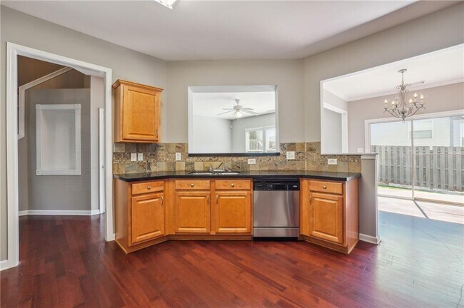 Building Photo - 4978 Berkeley Oak Dr