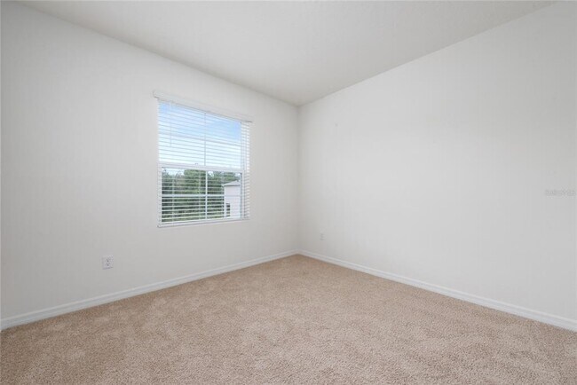 Building Photo - 1153 Blue Jay Dr