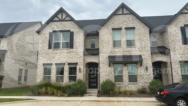 Primary Photo - 12982 Jk Ojha St