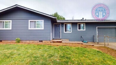 Building Photo - Desirable Sandy Neighborhood / Beautiful Single Level Ranch / Open Floor-Plan, Central Air