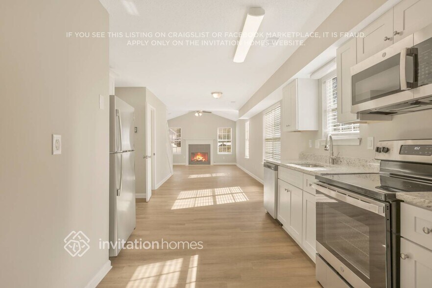 Building Photo - 1241 Waterton Trail