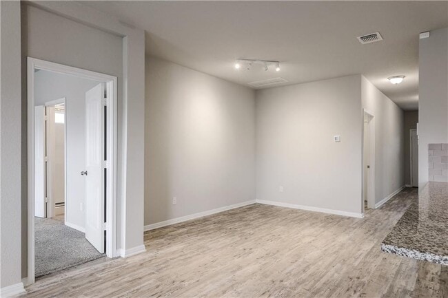 Building Photo - 2920 Bridekirk Dr