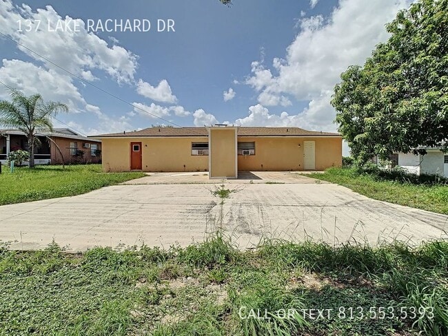 Building Photo - 137 Lake Rachard Dr