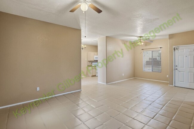 Building Photo - Gilbert 3-Bed / 2.5-Bath Home with Convenient Central Location