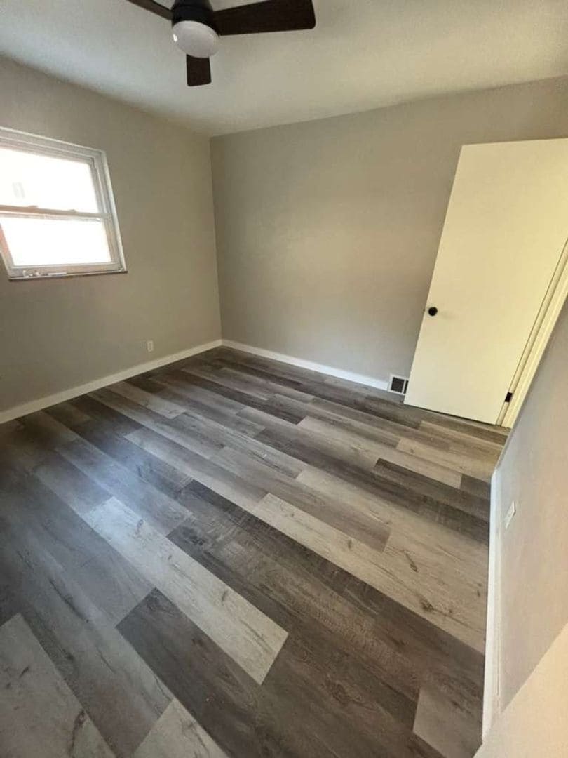 Building Photo - 1221 Graham Ave