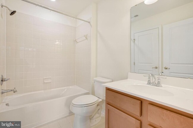 Building Photo - 41755 McMonagle Square