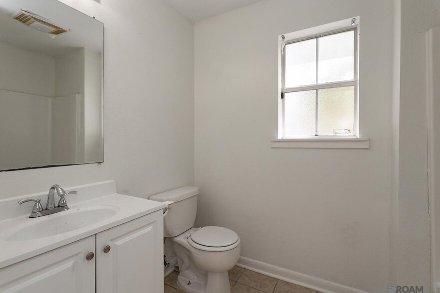 Building Photo - 3431 Brightside Dr