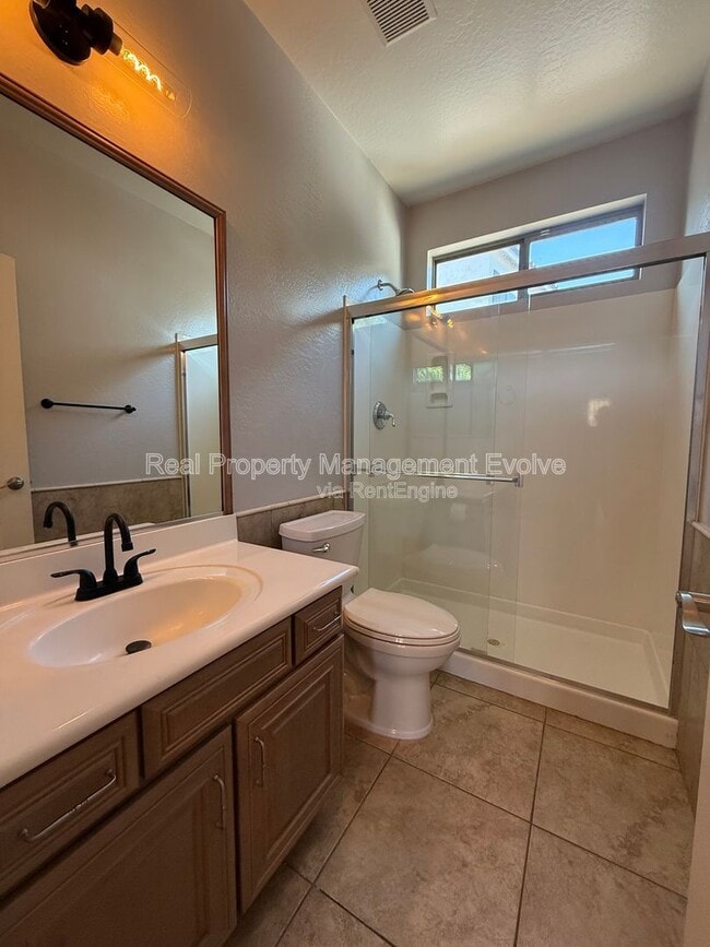 Building Photo - 4287 S Kimberlee Dr