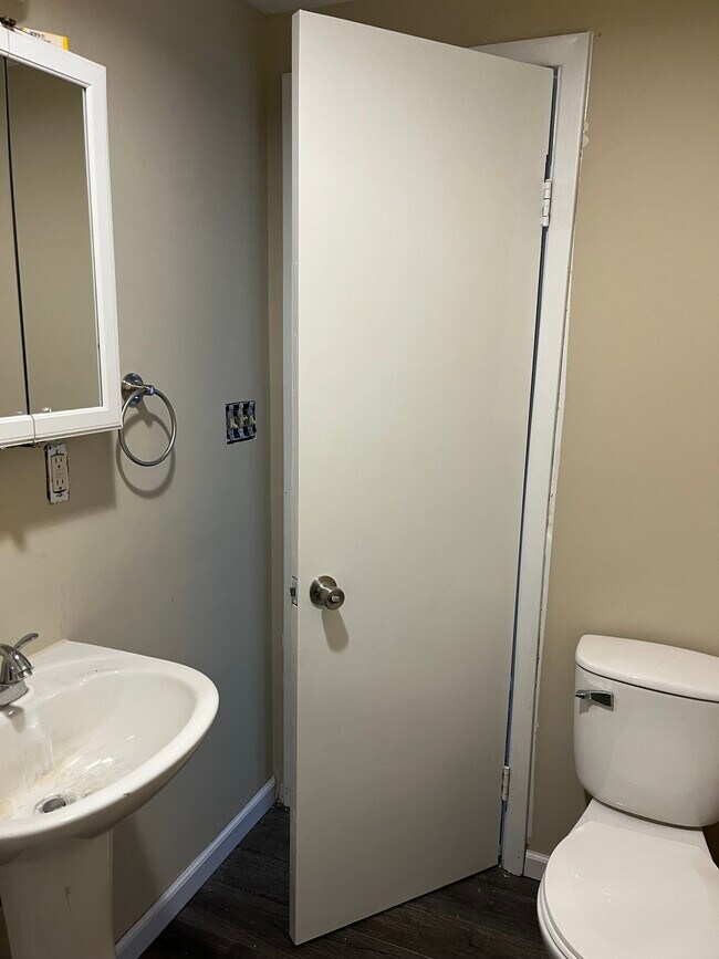 Bathroom - 2209 N North Ave