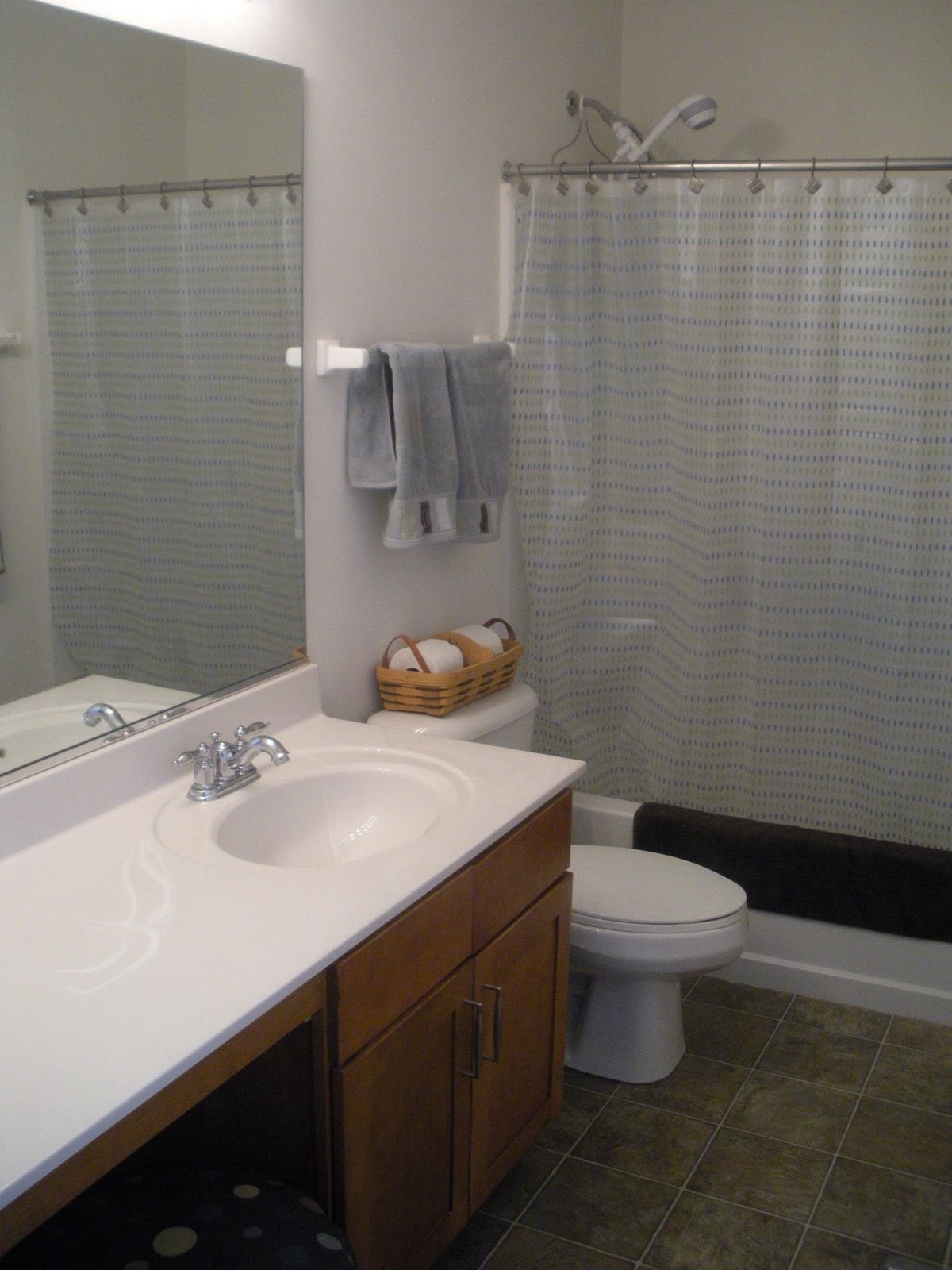 Building Photo - 2210 Flagstone Ln