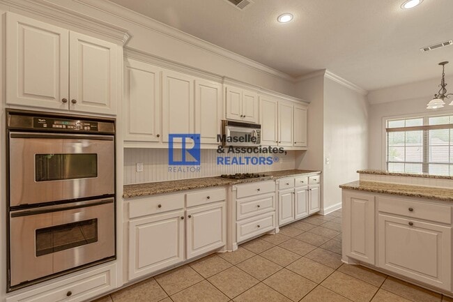 Building Photo - 4 Bed/3 Bath home Ashbrooke Subdivision Madison MS