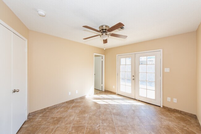 Building Photo - 4597 W 18th Pl