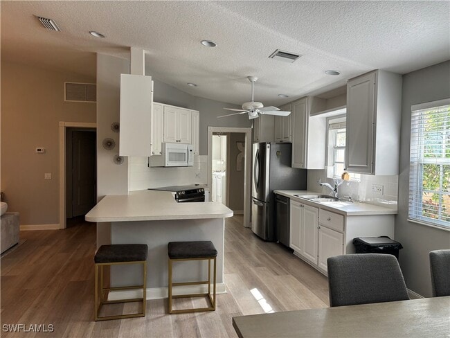 Building Photo - 3238 Barbados Ln