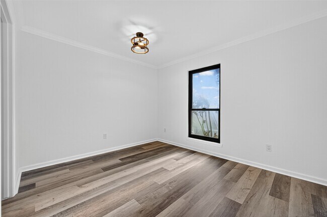 Building Photo - 17418 Largs Cir