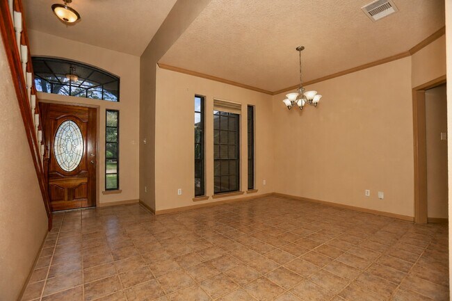 Building Photo - 112 Portulaca St