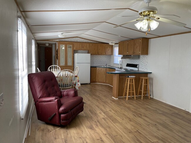 Building Photo - 3 BED 2 BATH MOBILE HOME LOCATED IN DENTON...