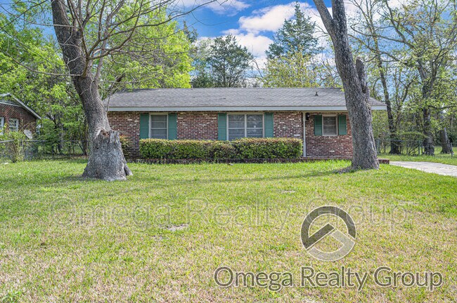 Primary Photo - 3241 Elsberry Rd