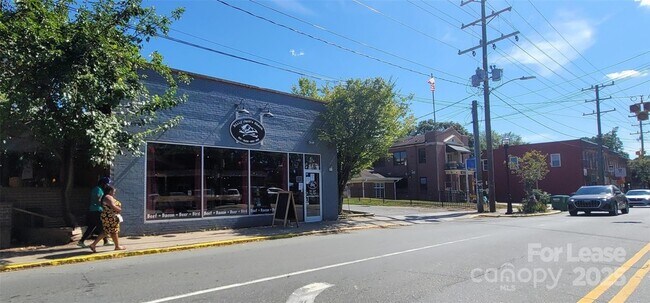 Building Photo - 2730 Holt St