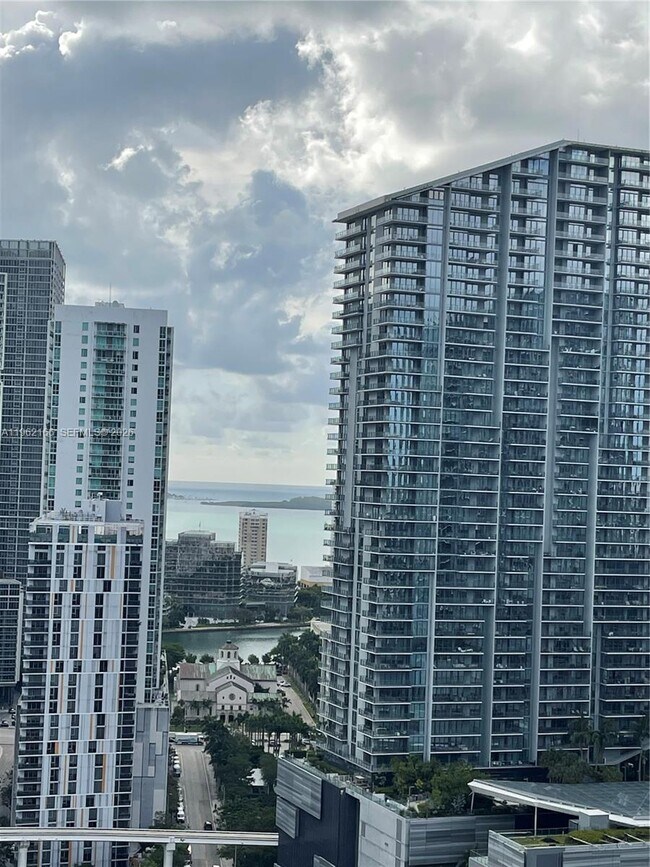 Building Photo - 92 SW 3rd St