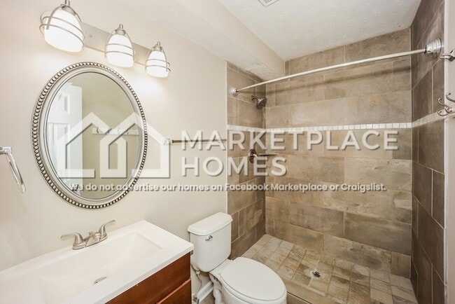 Building Photo - 48 Lynn Cir