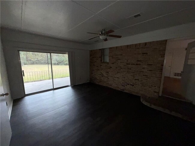 Building Photo - 2465 Rothfield Pl