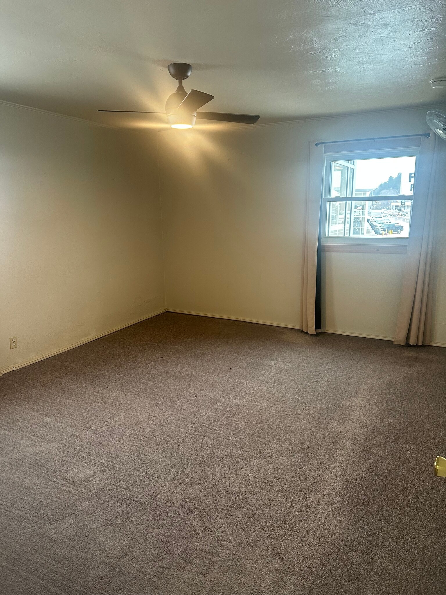 Building Photo - 1908 W Main St