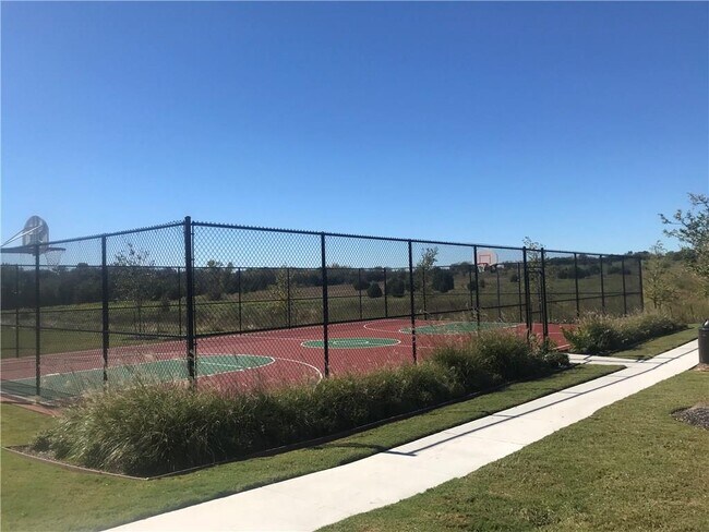 Building Photo - 2204 Langdale Ln