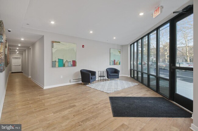 Building Photo - 1734 Ridge Ave