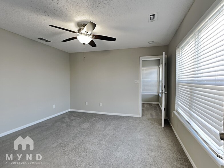 Building Photo - 1315 Osprey Way