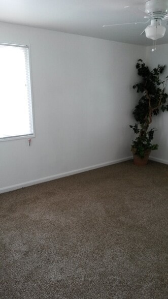 Master Bedroom - 21865 Coolidge Highway