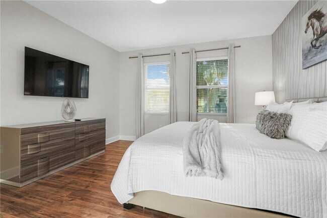 Building Photo - 2689 Calistoga Ave