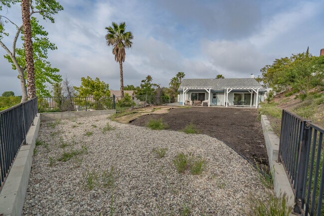 Building Photo - Fully Furnished 3 Bedroom Home for Rent in...