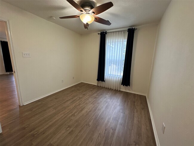 Building Photo - 7706 Sagemark Ridge Dr