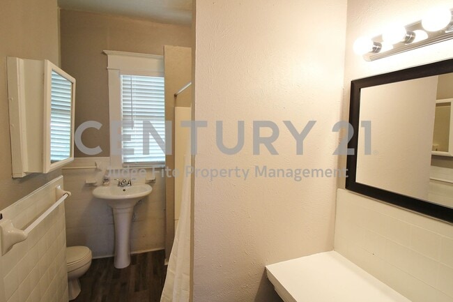 Building Photo - Updates Galore in This Vintage 2/1.5 in Ce...