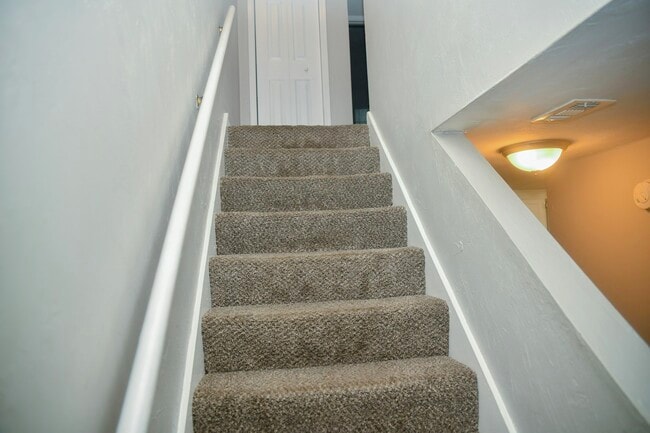 Building Photo - 4889 Old Bainbridge Rd