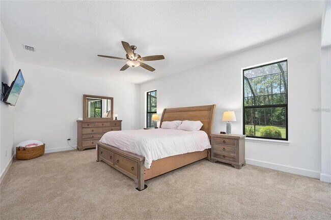 Building Photo - 27 Bay Ct