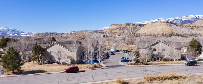 Building Photo - Wind River Apartment for Rent!