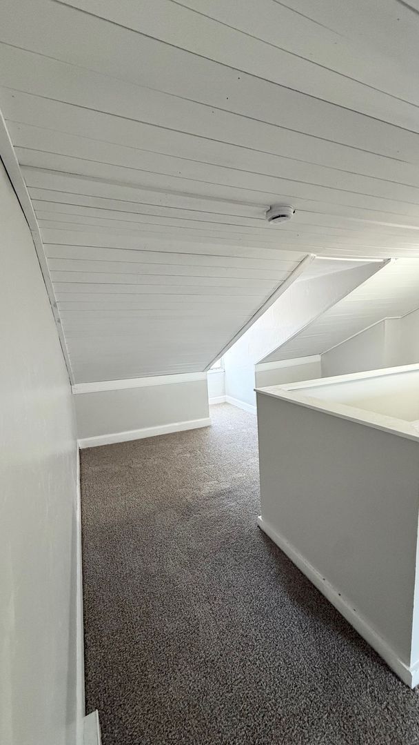 Building Photo - Spacious Townhome in Lawrenceville for Rent- Hardwood Floors and Large Backyard!