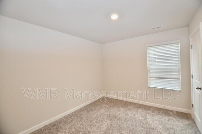 Building Photo - 121 Guardian Gate Dr