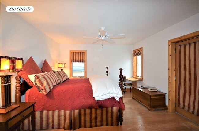 Building Photo - 120 Wooleys Dr