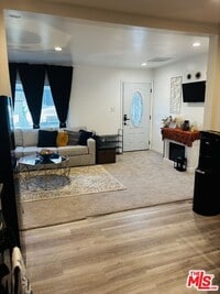 Building Photo - 1377 Sultana