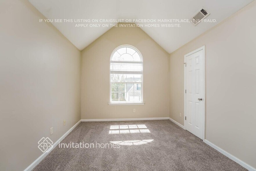 Building Photo - 1378 Persimmon Ct