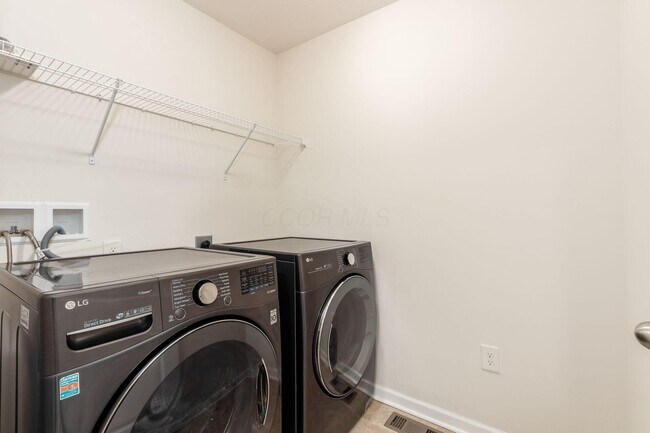 Building Photo - 8842 Conestoga Valley Dr