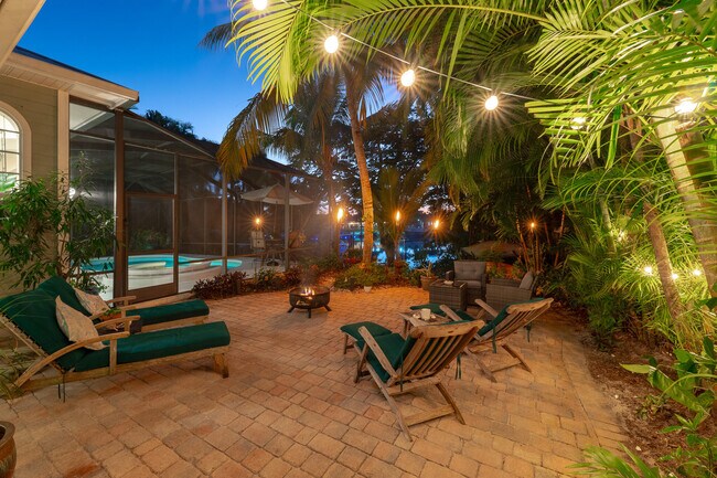 Building Photo - 3842 SW St Lucie Ln