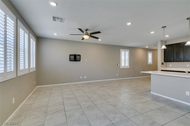 Building Photo - 9726 Cluny Ave