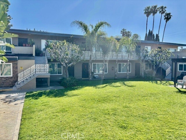 Building Photo - 1820 W Sallie Ln