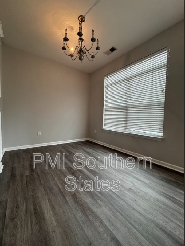 Building Photo - 118 Xander Dr